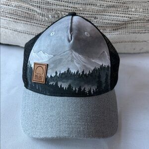 Big Sky Montana Outdoor Mountain Design Black and Gray Hat